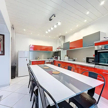 Apartment Maison 11 Couchages Veyre- Monton