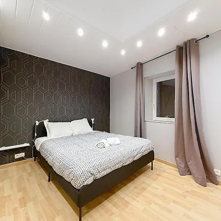 Maison 11 Couchages Veyre- Monton Апартаменты