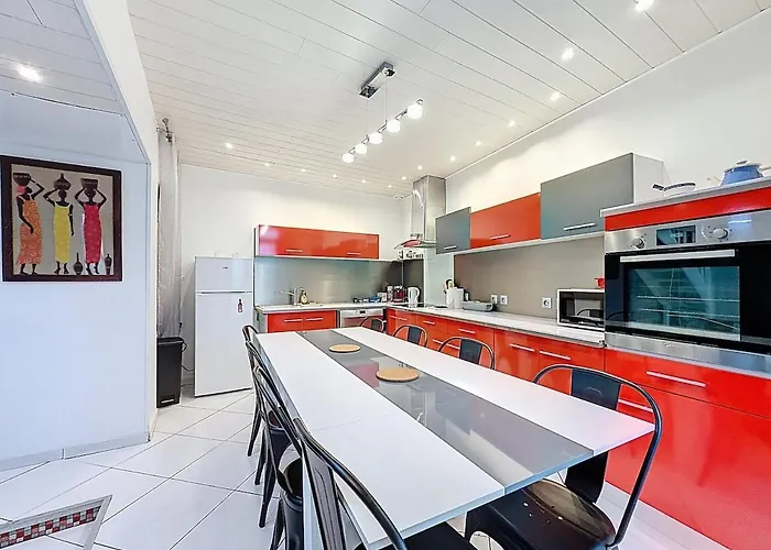 Apartment Maison 11 Couchages Veyre- Monton