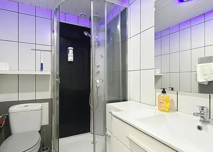 Maison 11 Couchages Veyre- Monton Apartment *