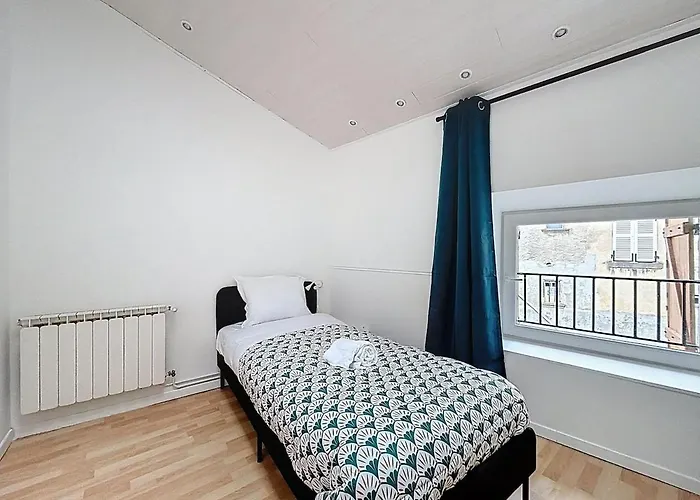 Maison 11 Couchages Veyre- Monton Veyre-Monton